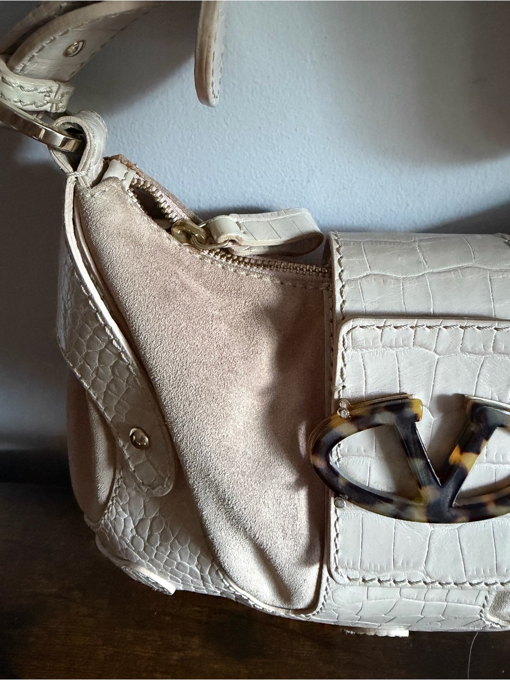 Vintage Valentino Garavani Cream Shoulder Bag – Excellent Condition - Picture 4 of 16